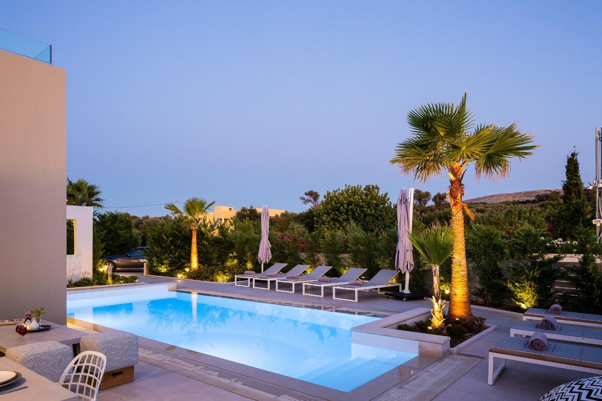 Vasilios Villa, With Pool, Gym & Close To Beach, By Thinkvilla Loutra Exteriér fotografie