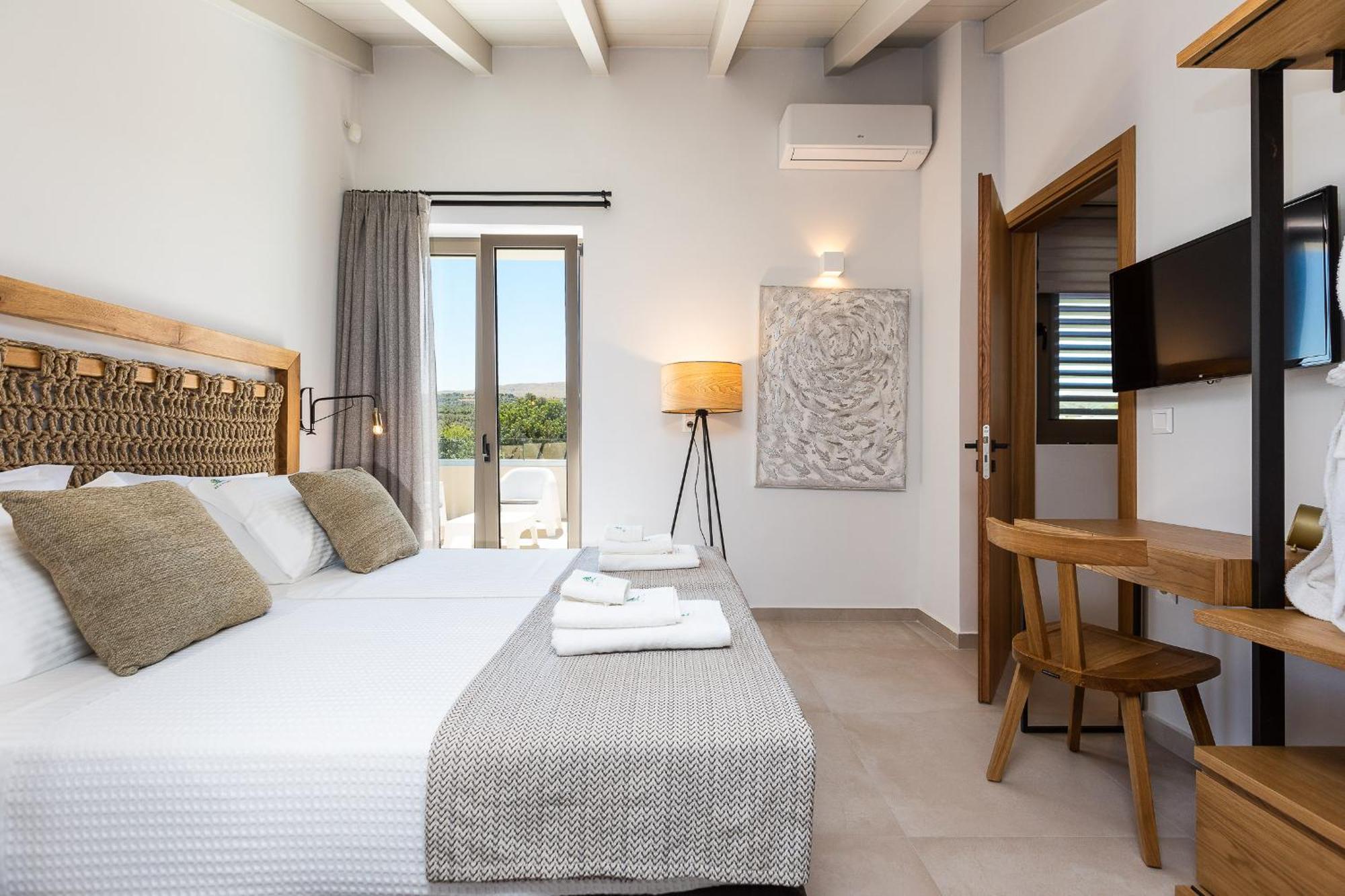 Vasilios Villa, With Pool, Gym & Close To Beach, By Thinkvilla Loutra Exteriér fotografie
